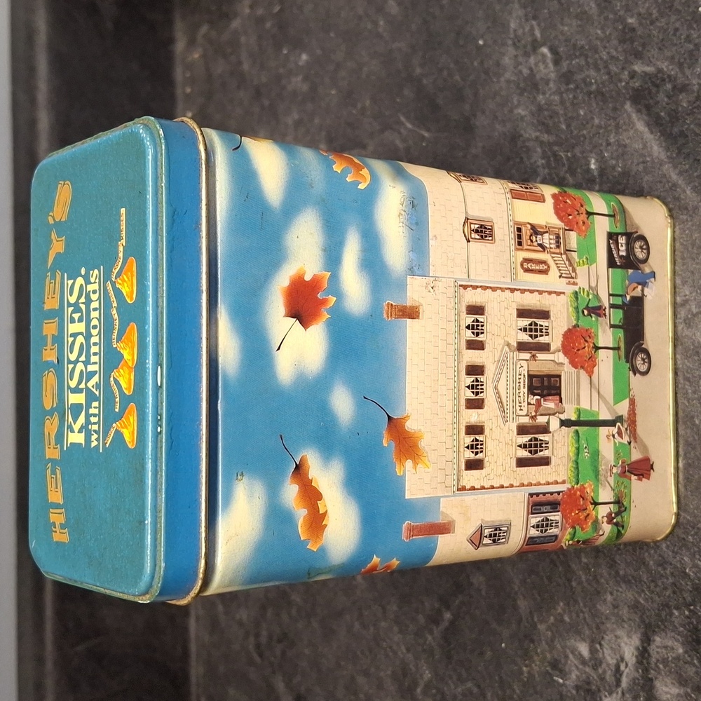 Hershey's Kisses with Almonds Tin From 1990